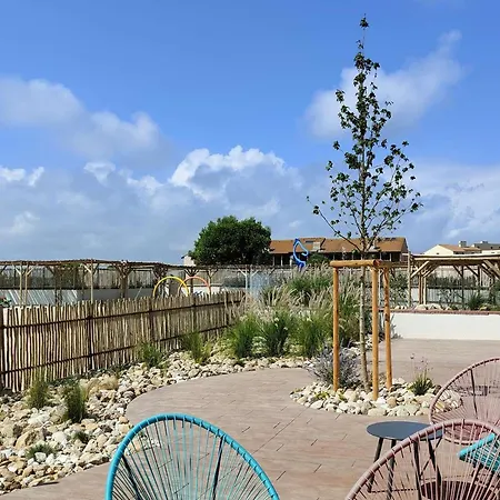 T2 Climatise Avec Internet Et Piscine, 4 Couchages - - Fr-1-195-107 *